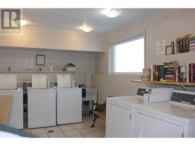 130 SKAHA Place Unit# 307 Penticton, British Columbia in Condos for Sale in Penticton - Image 9