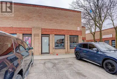 M1 zoned industrial unit with Dock level door at highly sought after 407 and Dixie location.Approx 2...