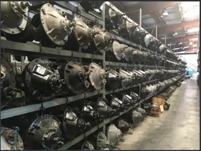 At Pièces Nord Sud, we have a large inventory of differentials for heavy trucks, we have them of all...