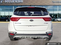 Embrace the open road and turn every journey into an adventure with the striking 2020 Kia Sportage S... (image 3)