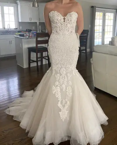 Maggie Sottero Alistaire Wedding Dress - Excellent Condition - M, View more