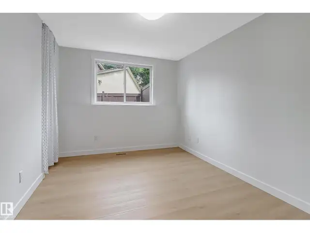 744 SADDLEBACK RD NW Edmonton, Alberta in Condos for Sale in Edmonton - Image 32