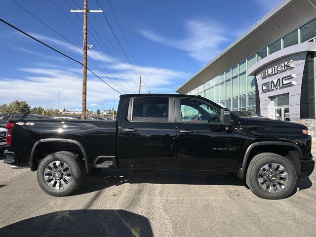 2025 Chevrolet Silverado 2500HD Custom in Cars & Trucks in Calgary - Image 4