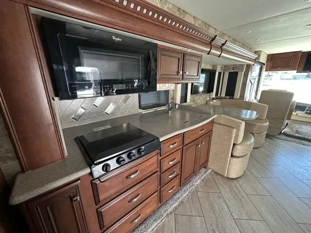 2017 Newmar Baystar 3403 in RVs & Motorhomes in Nelson - Image 20