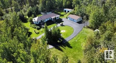 This is the private acreage for your family that you've been looking for! This 3.04 treed corner lot...