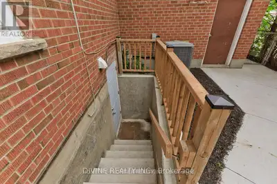 BASEMENT - 759 BLOOR STREET Mississauga (Applewood), Ontario