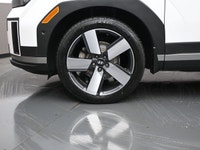 O'Regan's Dartmouth Hyundai is your one-owner headquarters and home to the largest selection of one... (image 3)