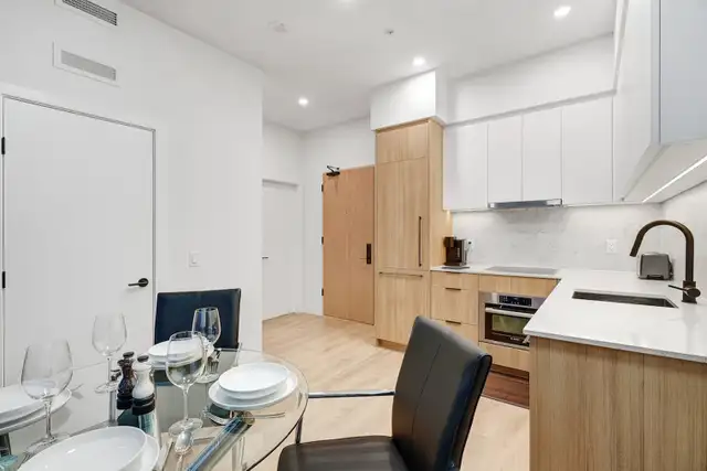 Whalley, 1 bedroom, by blueground- TOR1606228P in Long Term Rentals in City of Toronto - Image 18