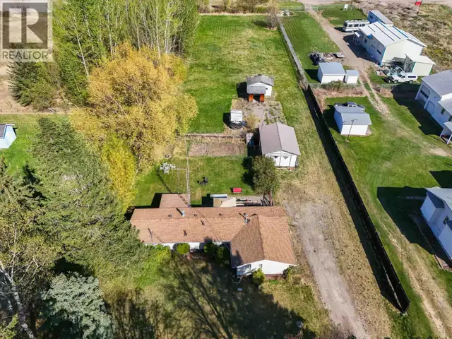 982 MAPLE HEIGHTS ROAD Quesnel, British Columbia in Houses for Sale in Quesnel - Image 3