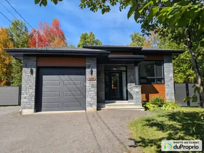Bienvenue dans cette maison combinant esthétique moderne et nature dans un quartier des plus tranqui...