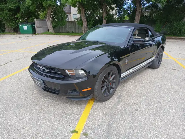 2010 Ford Mustang V6