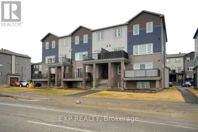 Step into this modern and well-maintained 2-bedroom, 1.5-bathroom townhouse located in the heart of...