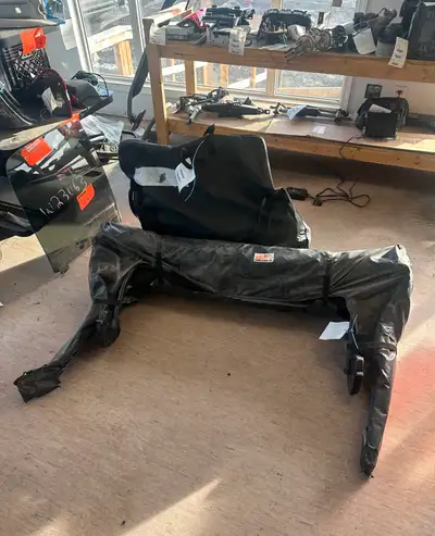 2018 JEEP WRANGLER SOFT TOP ROOF ASSEMBLY W24137 Calls only, please. We would love to talk to you. W...