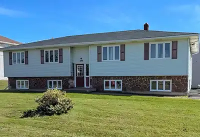 $925/month – Heat & Electricity Included! A bright and comfortable 1-bedroom, 1-bathroom apartment i...