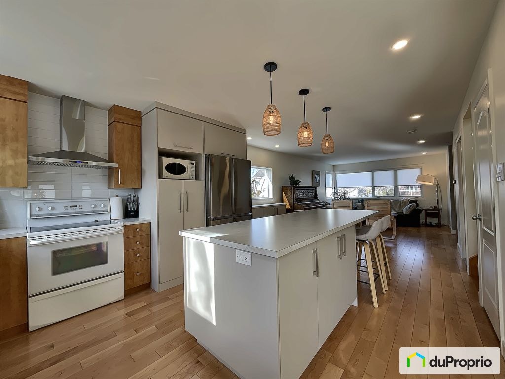 $835,000 - 2 Storey for sale in Repentigny (Repentigny) — photo 3