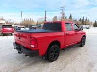 Recent trade in, 2019 Dodge Ram 1500 Classic Express Blackout Crew Cab, 5.7L Hemi V8, Gas 4x4. Comes... (image 8)