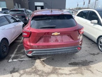 The advertised vehicle price is based on a promotional finance offer. Customers who purchase the veh... (image 4)