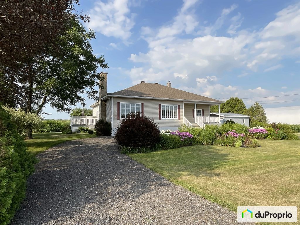 $370,000 - Country home for sale in Lotbinière — photo 2