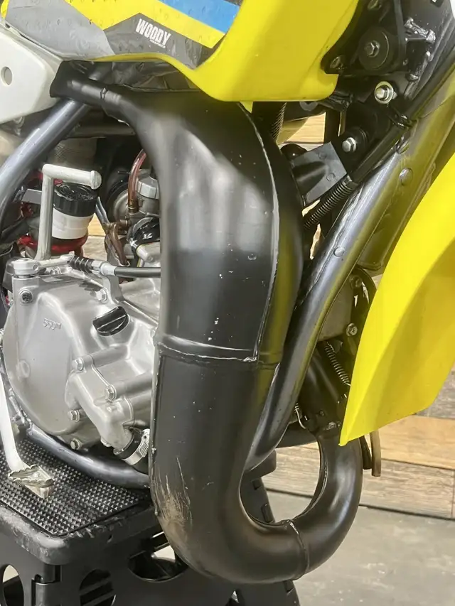 2021 Suzuki RM 85 + 14''&17'' WHEELS + 2 STROKES + YOUTH-KIDS MX in Dirt Bikes & Motocross in Ottawa - Image 15