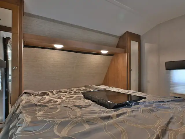 2018 Aspen Trail 29BHS in Travel Trailers & Campers in St. Albert - Image 19