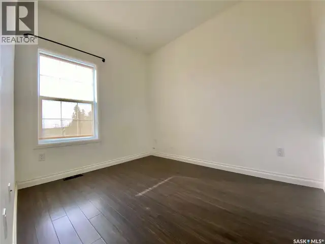 A & B 422 St Mary STREET Esterhazy, Saskatchewan in Houses for Sale in Regina - Image 19