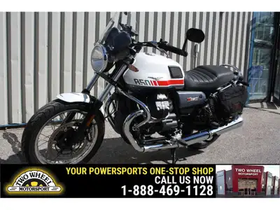 Welcome to Two Wheel Motorsport Very, very nice condition trade. Small windshield, retro canvas sadd...