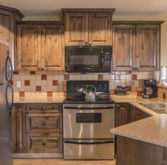 D3A 1351 GERRY SORENSEN WAY Kimberley, British Columbia Condos for
