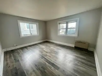 1 BDRM APT. @ 322 COLEMAN ST. AVAILABLE IMMEDIATELY