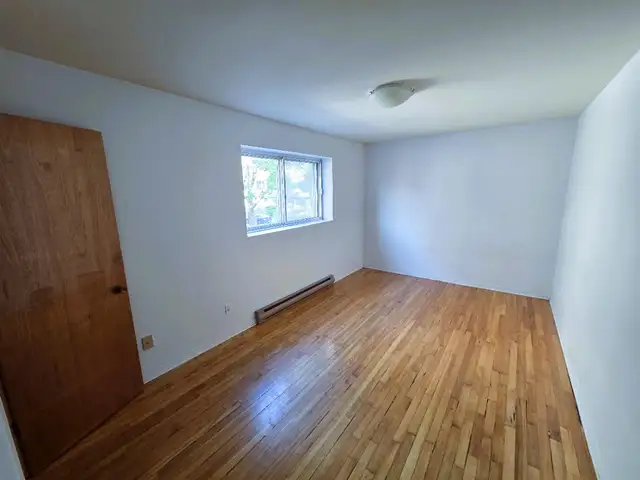 Mois Gratuit-Free Month 5-1/2 Av de Kent, Outremont in Long Term Rentals in City of Montréal - Image 3