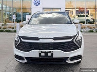 This Kia Sportage delivers a Regular Unleaded I-4 2.5 L/152 engine powering this Automatic transmiss... (image 8)