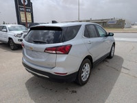 Finance this vehicle! Apply at stonebridgeauto.com 2022 Chevrolet Equinox LT. 1.5L 4 Cylinder AWD. 7... (image 3)