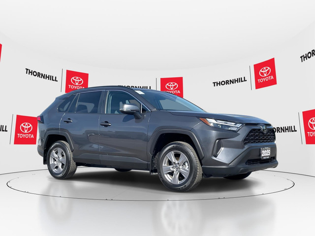 2025 Toyota RAV4 XLE NO ACCIDENT, ONE OWNER, LOW KM in Cars & Trucks in City of Toronto