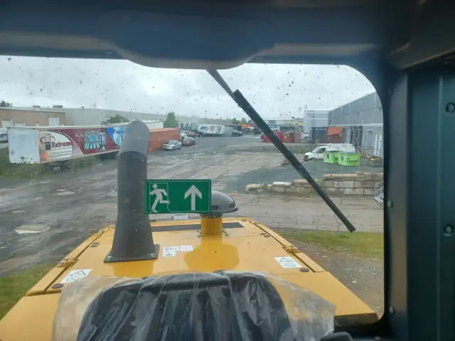 SANY SW305K WHEEL LOADER in Heavy Equipment in Dartmouth - Image 13