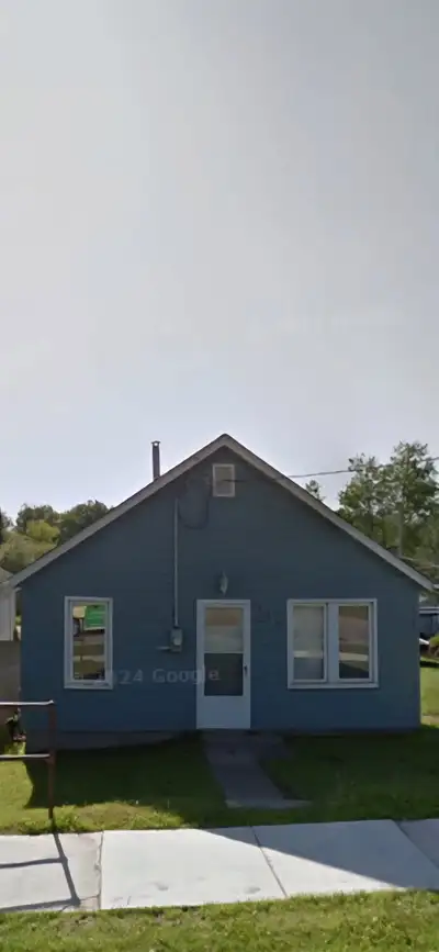 For sale by owner.Used 2 weeks a year. 2 bedrooms, 3 piece bath,kitchen,living room.All furniture in...