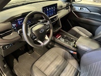 This Ford Explorer has a dependable Turbo Gas 4cyl 2.3 L engine powering this Automatic transmission... (image 5)