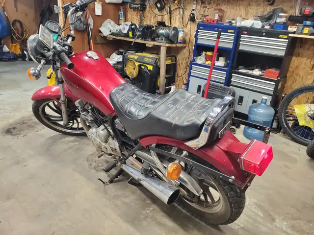 Yamaha XS400 DOHC 6 speed, UNDER 10k! more HP than Shadow 750 in Street, Cruisers & Choppers in Swift Current - Image 5