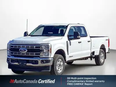 This Ford Super Duty F-250 SRW delivers a Intercooled Turbo Diesel V-8 6.7 L/406 engine powering thi...
