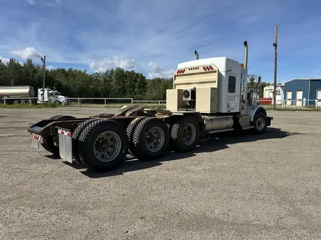 2013 KENWORTH T800 in Heavy Trucks in Saskatoon - Image 6
