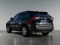 Thanks for viewing our House Of Cars Chinook Inventory! AMVIC licensed dealer! The 2021 Toyota RAV4... (image 3)