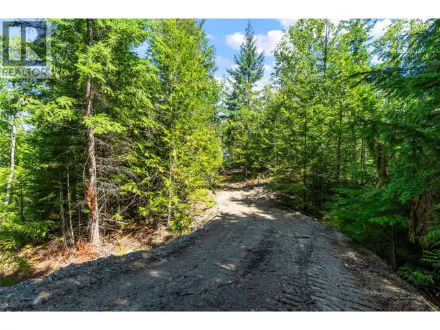 3560 Eagle Bay Road Eagle Bay, British Columbia in Land for Sale in Kamloops - Image 35