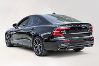 ... Engine: Moteur à 4 cylindres 2.0L/120CI Safety Equipment Système antipatinage à toutes les vites... (image 7)