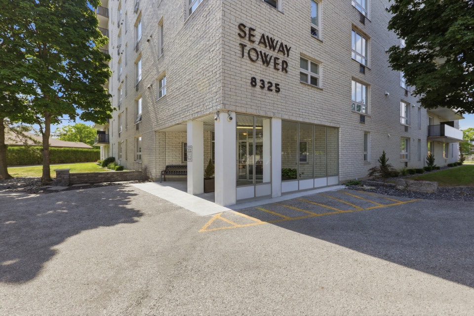 Seaway Tower Apartments - 1 Bedroom, 1 Bath A Apartment for Rent 2