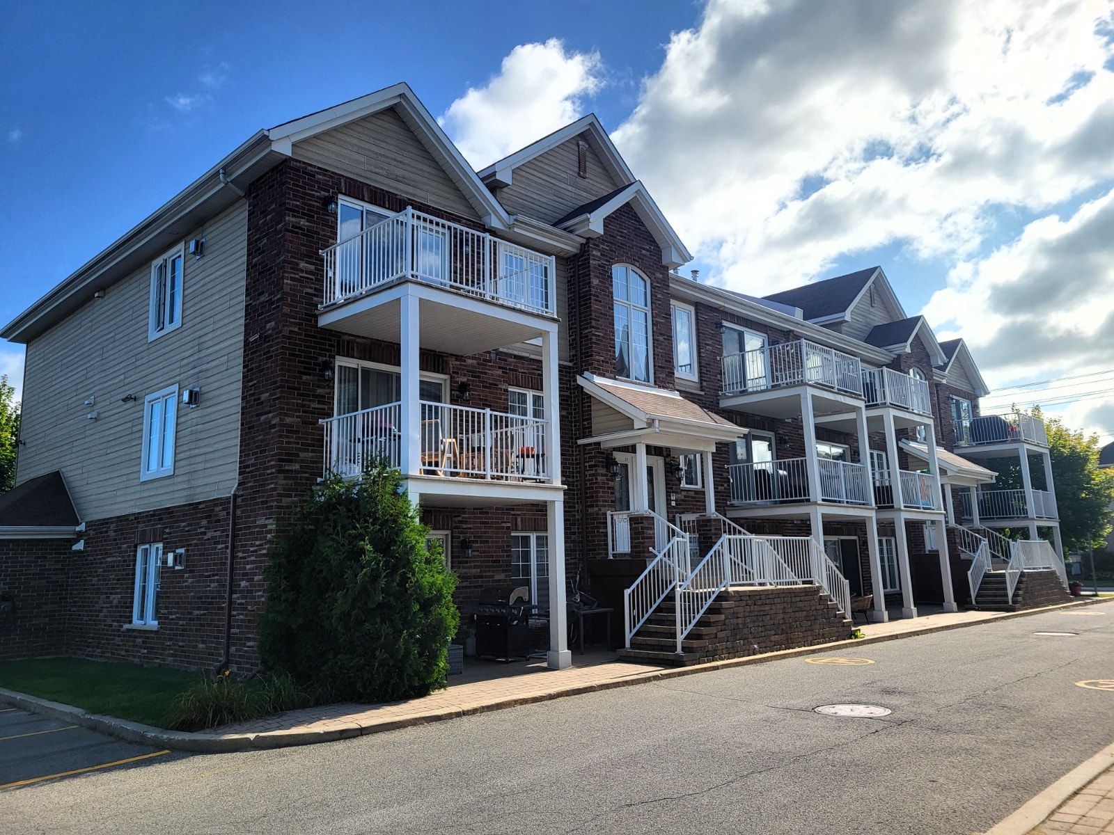 Condo Terrebonne — photo 1