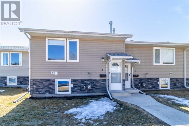 8, 5943 60A Street Red Deer, Alberta in Condos for Sale in Red Deer - Image 2