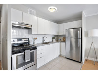 396 Queens Avenue - 3 Bedroom Apartment for Rent
