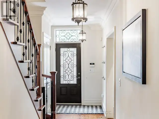 31 LATIMER AVENUE Toronto (Lawrence Park South), Ontario62864757652481123