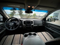 Stock#: 251216BThe 2018 RAM 1500 SLT 4x4 Quad Cab with a 6.3 ft box is a robust and versatile half-t... (image 7)