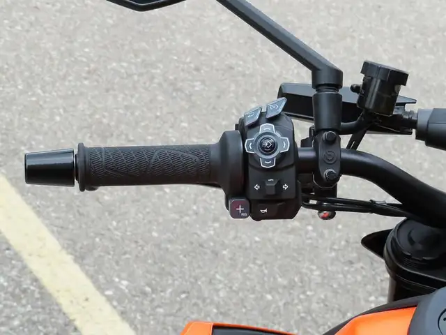 2025 KTM 1390 Super Duke R EVO in Street, Cruisers & Choppers in Cambridge - Image 13