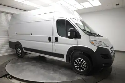 PREMIUM HEAVY-DUTY SUSPENSION, BLACK CLOTH FRONT BUCKET SEATS, COLD WEATHER GROUP, HEATED STEERING W...