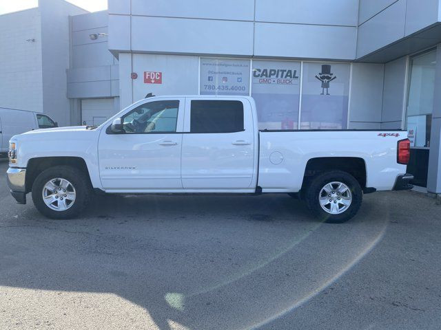 2017 Chevrolet Silverado 1500 LT Crew Cab in Cars & Trucks in Edmonton - Image 2